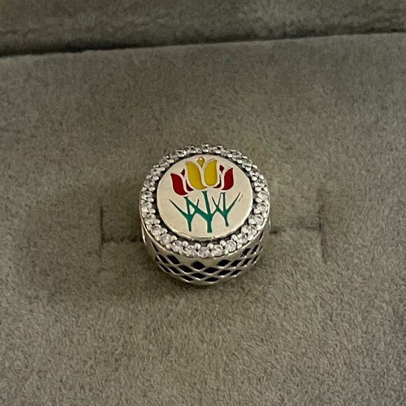 Pandora Holland Michigan Keukenhof Flower Exclusive Charm - Picture 1 of 4